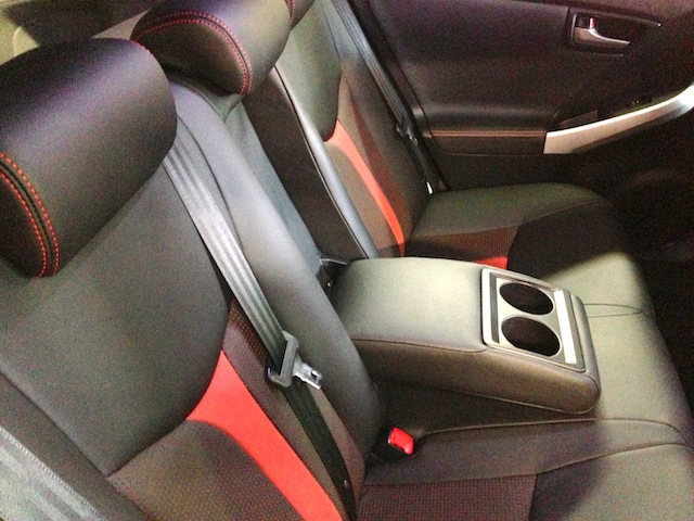 プリウス30007