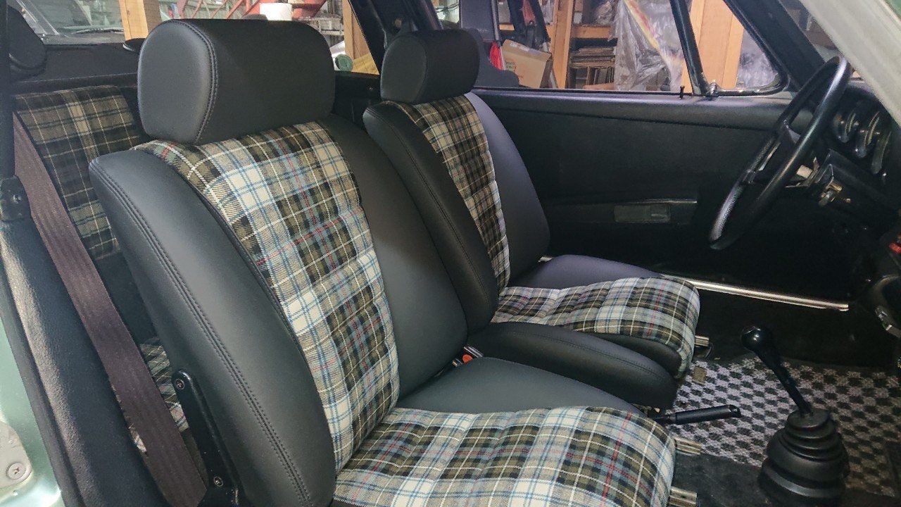 Porsche 911 Targa シート張替え