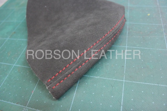 フェアレディZ33 アルカンターラシフトブーツ0073 | 本革ステアリング張替え実例｜ロブソンレザー（robon leather)