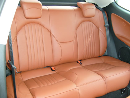 アルファロメオミトの本革シート張り替え